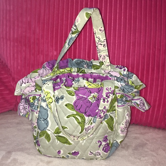 Vera Bradley Handbags - Vera Bradley • Small Floral Purse